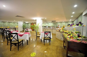 Falcon Naama Star Hotel