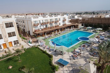 Falcon Naama Star Hotel