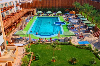 Falcon Naama Star Hotel