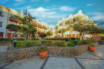 Falcon Naama Star Hotel