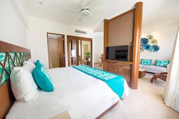 Ambiance Suites Cancun