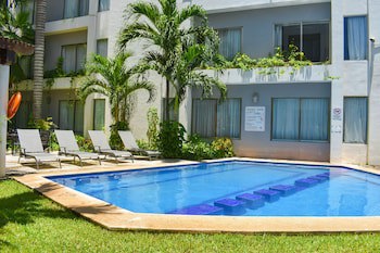 Ambiance Suites Cancun