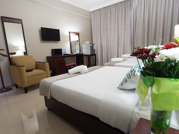 The Albany Hotel