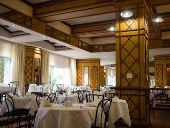 The Albany Hotel