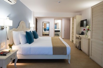 Alexander Beach Hotel & Village Resort fotoğrafı