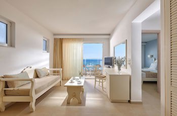 Alexander Beach Hotel & Village Resort galeri fotoğrafı