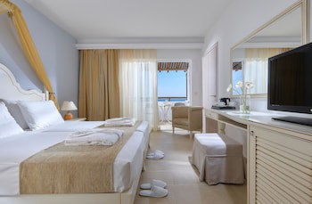 Alexander Beach Hotel & Village Resort galeri fotoğrafı