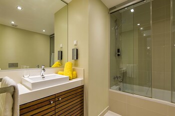 Amendoeira Golf Resort - Apartments And Villas