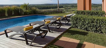 Amendoeira Golf Resort - Apartments And Villas