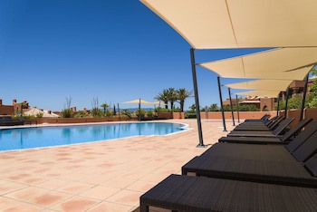 Amendoeira Golf Resort - Apartments And Villas