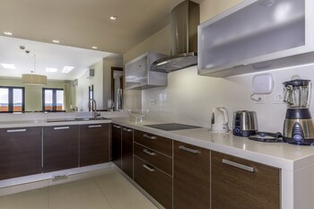 Amendoeira Golf Resort - Apartments And Villas