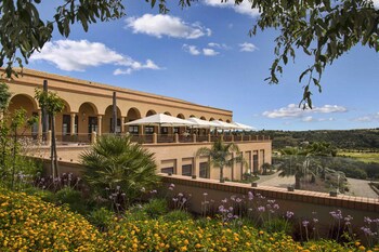 Amendoeira Golf Resort - Apartments And Villas