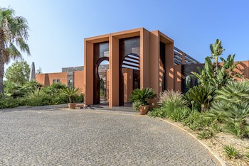 Amendoeira Golf Resort - Apartments And Villas