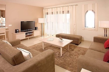Amendoeira Golf Resort - Apartments And Villas