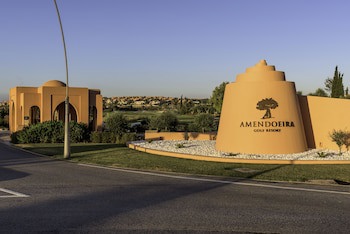 Amendoeira Golf Resort - Apartments And Villas