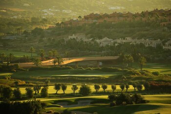 Amendoeira Golf Resort - Apartments And Villas
