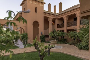 Amendoeira Golf Resort - Apartments And Villas