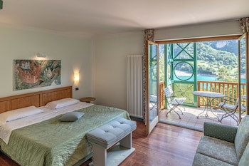 Club Hotel Lago di Tenno galeri fotoğrafı