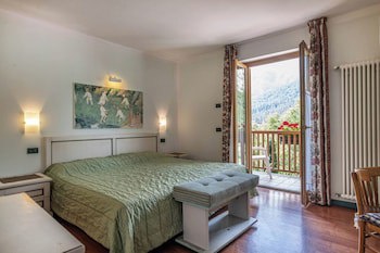 Club Hotel Lago di Tenno galeri fotoğrafı