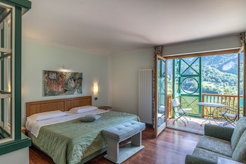 Club Hotel Lago di Tenno galeri fotoğrafı