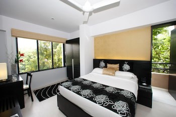 Ar Suites Fontana Bay