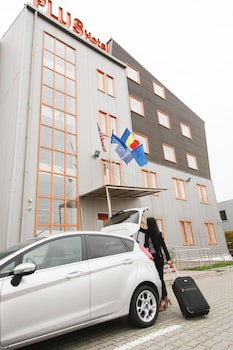 Plus Hotel