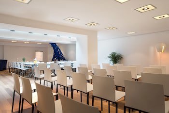 Aqua Hotel Brussels