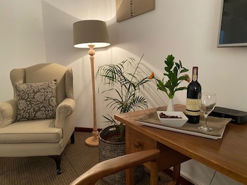 Burley House - Guest House