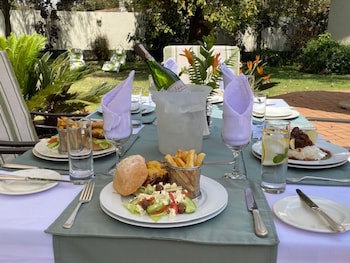 Burley House - Guest House