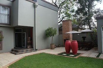 314 On Clark Guest House