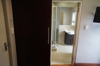 314 On Clark Guest House