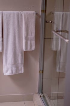 314 On Clark Guest House