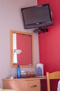 314 On Clark Guest House