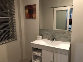 314 On Clark Guest House