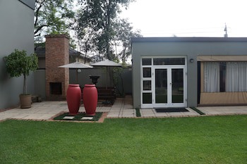 314 On Clark Guest House