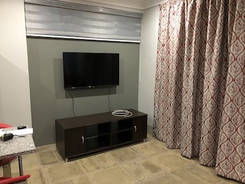 314 On Clark Guest House