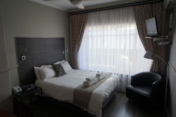 314 On Clark Guest House