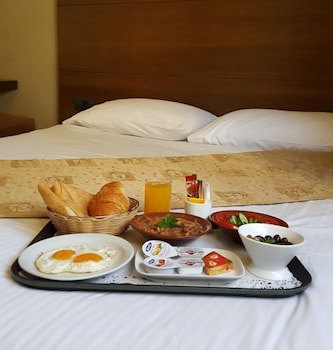 Britannia Suites