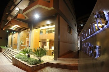 Britannia Suites