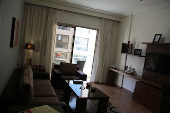 Britannia Suites