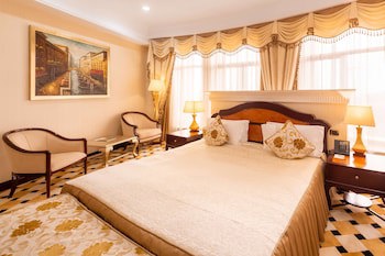Royal Tulip Almaty