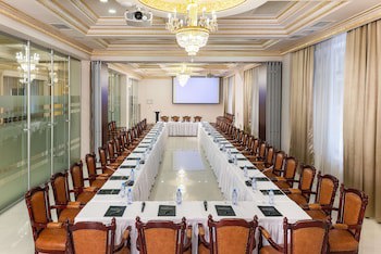 Royal Tulip Almaty
