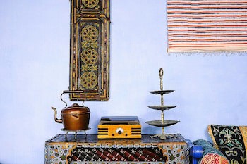 Dar Omar Khayam