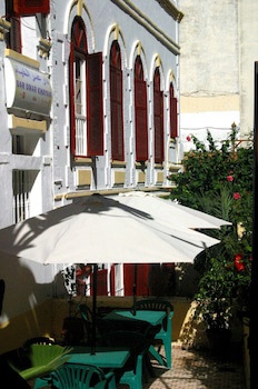 Dar Omar Khayam