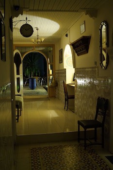 Dar Omar Khayam