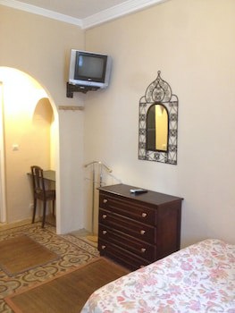 Dar Omar Khayam
