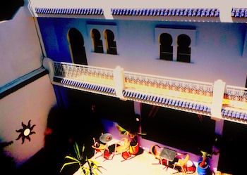 Dar Omar Khayam