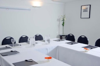 Awwa Suites And Spa