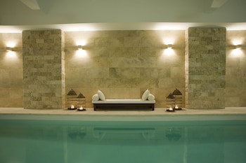 Awwa Suites And Spa