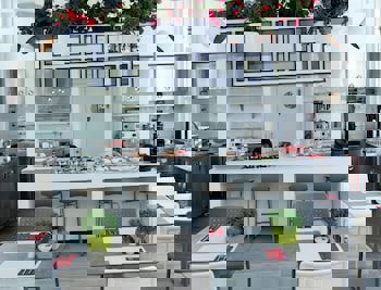 Ascot Hotel Buyukada